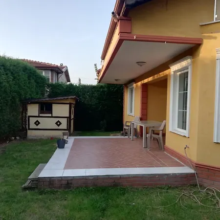 Arden Villa